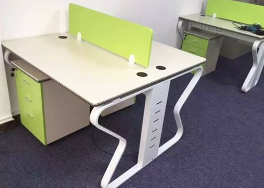 钢架办公桌 钢架办公桌